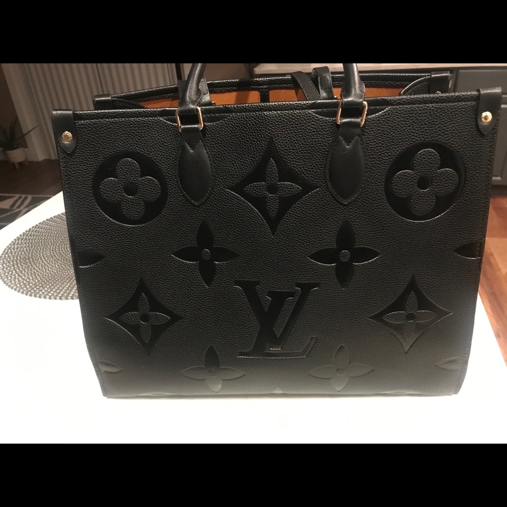Black Embossed Purse